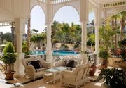 Oasis Garden Resort & Suites